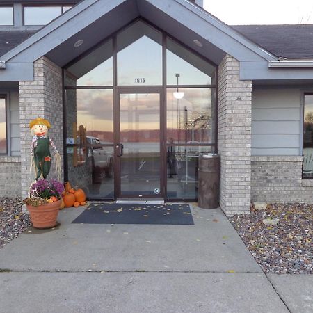 Americinn By Wyndham Lake City Exterior foto